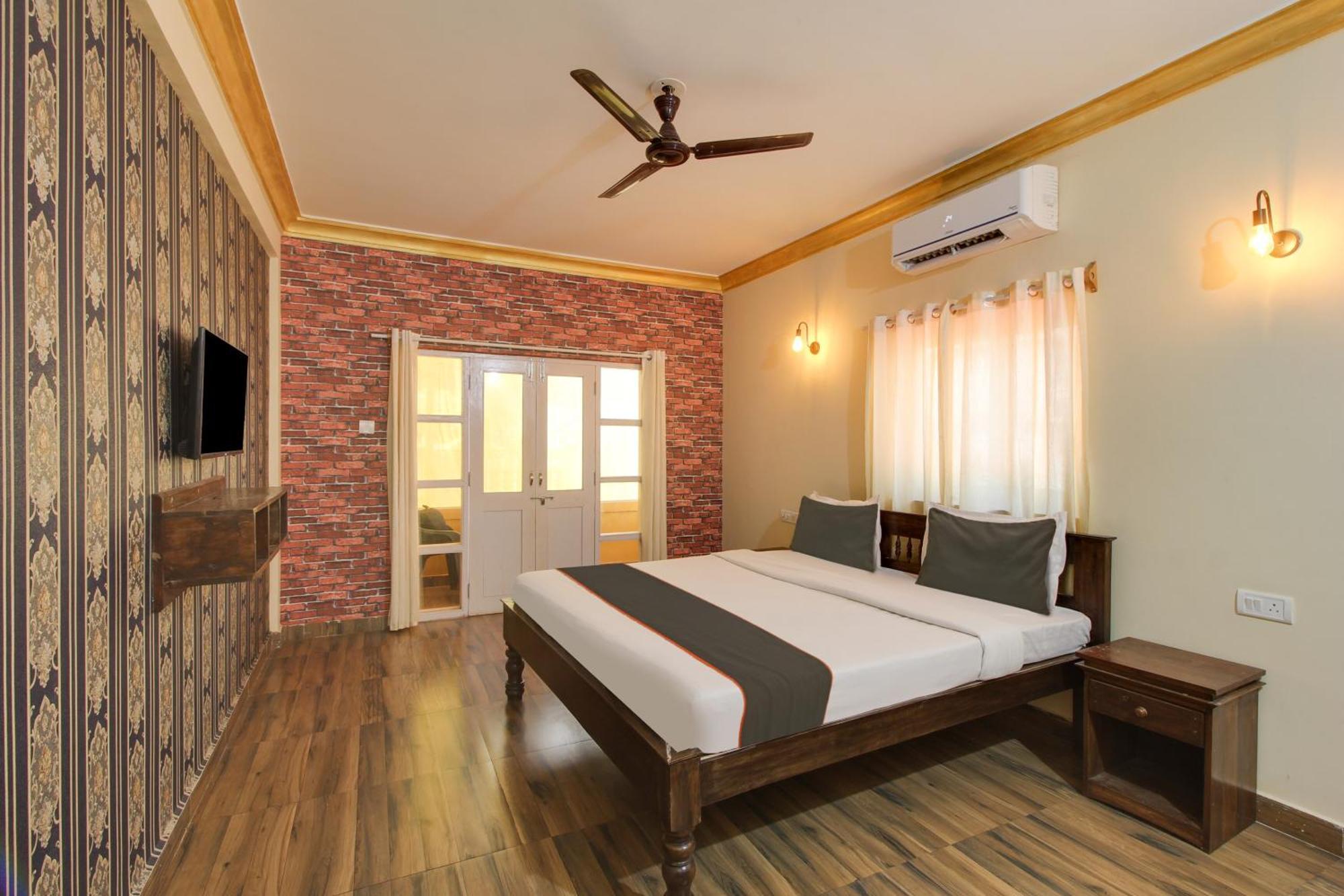 Hotel Collection O Romeos Place Baga Beach Calangute Exterior foto