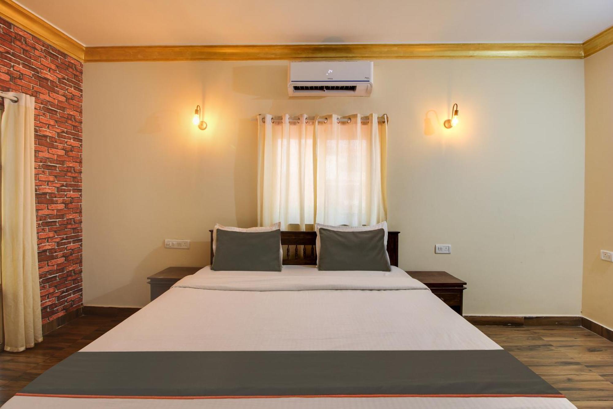 Hotel Collection O Romeos Place Baga Beach Calangute Exterior foto